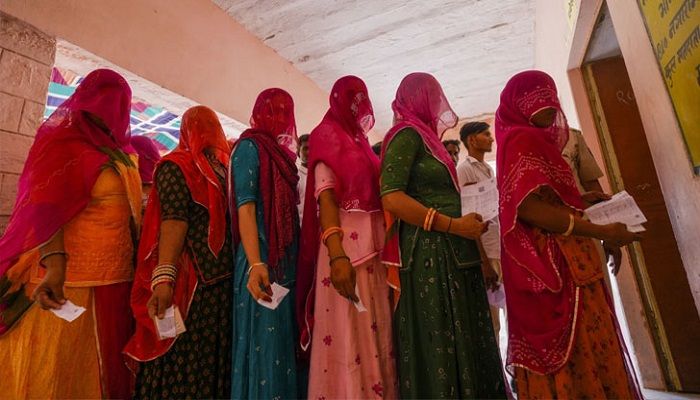লোকসভা নির্বাচনের ৩য় দফার ভোটগ্রহণ শুরু ভারতে
