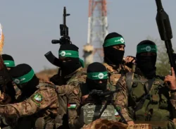 ফাঁদে পা দিয়ে ফিলিস্তিনি যোদ্ধাদের হাতে ধরা পড়েছে ইসরাইলি সেনা