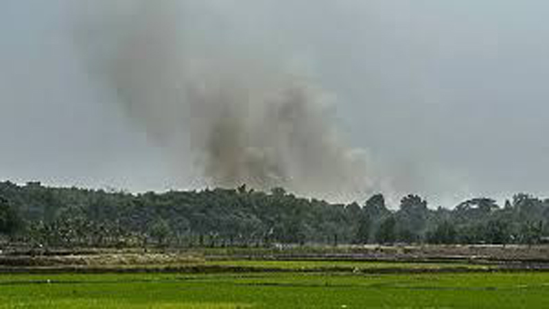 আবারও মর্টারশেলের শব্দে কাঁপছে টেকনাফ সীমান্ত