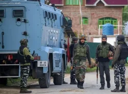 ভারতের জম্মু-কাশ্মিরে সেনা ঘাঁটিতে হামলা, চলছে গোলাগুলি