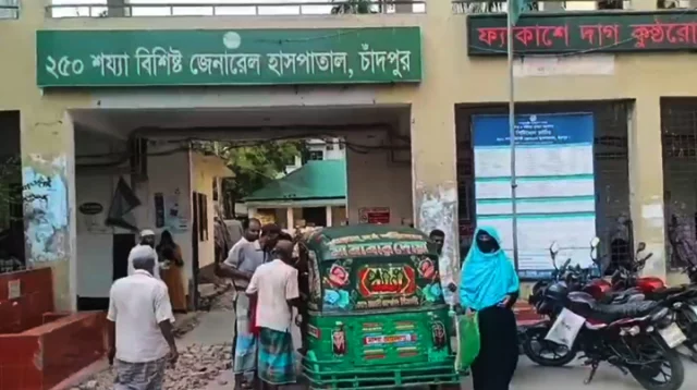 চাঁদপুরে ট্রাক-অটোরিকশা সংঘর্ষে স্বামী-স্ত্রীসহ নিহত ৩