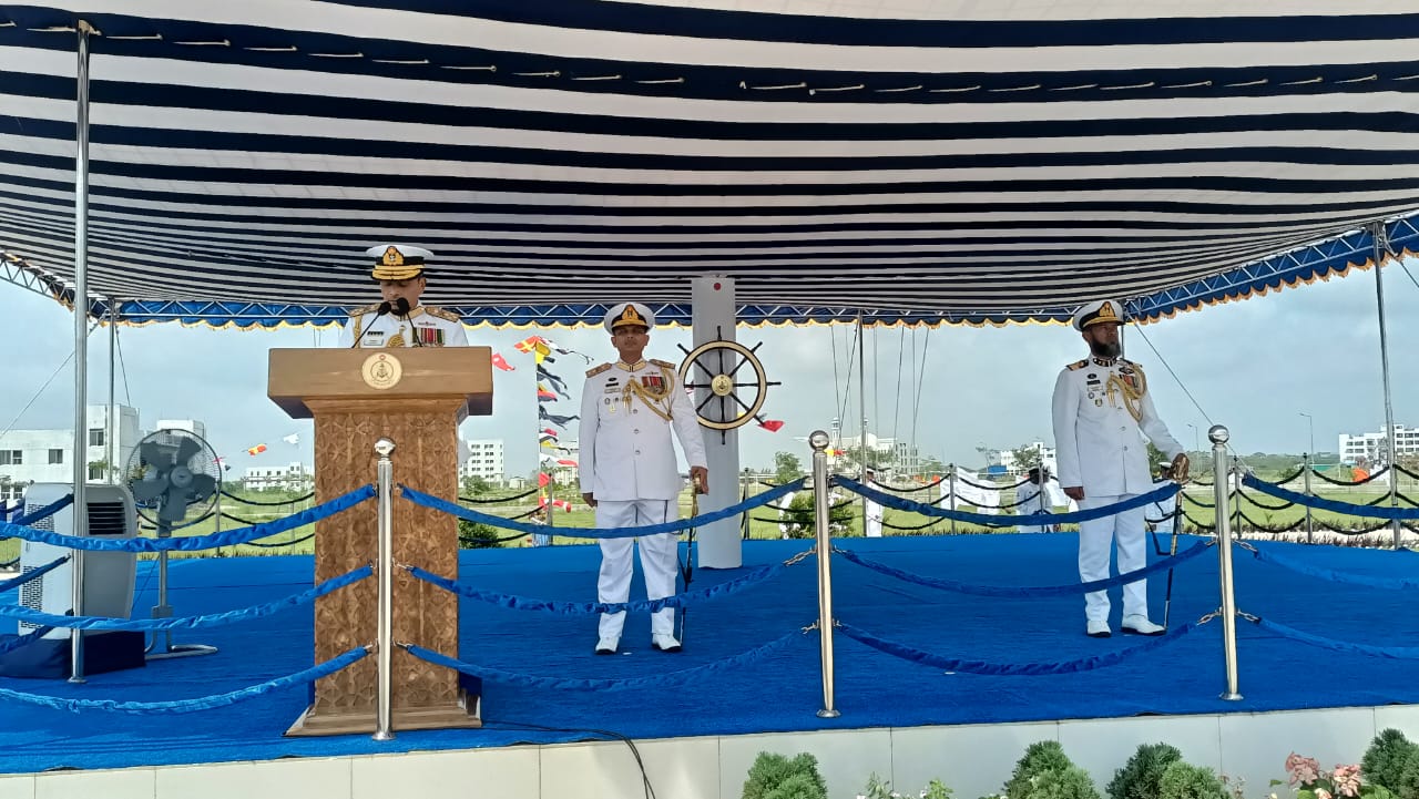 মুদ্রসীমার নিরাপত্তা বিধানের পাশাপাশি মাননীয় প্রধানমন্ত্রীর স্মার্ট বংলাদেশ গঠনে অগ্রণী ভূমিকা পালন করছে নৌ বাহিনী….নৌবাহিনী প্রধান নাজমুল হাসান।।