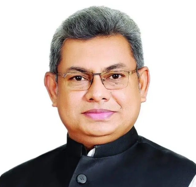 উপজেলা পরিষদ নির্বাচন, কলাপাড়ায় দুই চেয়ারম্যান প্রার্থীকে ২৪ ঘন্টার মধ্যে ব্যাখ্যা দেয়ার নির্দেশ  