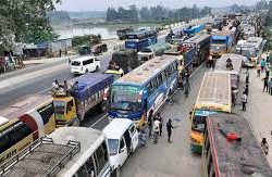 বঙ্গবন্ধু সেতু মহাসড়কে ১৩ কি.মি. সড়কে যানবাহনে ধীরগ‌তি