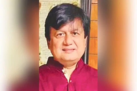 এনবিআরের পদ থেকে সরিয়ে দেওয়া হলো মতিউরকে