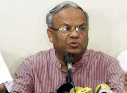 মাস্টার প্ল্যানের অংশ হিসেবে মাঝরাতে বিএনপির কার্যালয়ে ডিবি পুলিশের অভিযান: রিজভী
