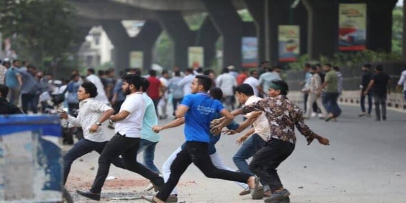 চট্টগ্রামে আন্দোলনকারীদের সঙ্গে ছাত্রলীগের সংঘর্ষে নিহত ২