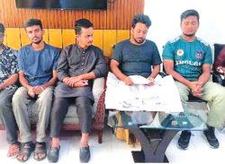 ডিবি কার্যালয় থেকে ভিডিও বার্তায় কর্মসূচি প্রত্যাহারের ঘোষণা ৬ সমন্বয়কের