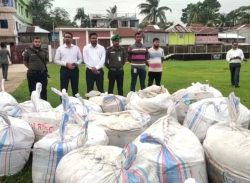 কলাপাড়ায় ৮০ মন লইট্যা ও ২ মন ইলিশ সহ ২ টি পিকআপ জব্দ, ১১ মাছ ব্যবসায়ীকে ৫৫ হাজার টাকা জরিমানা