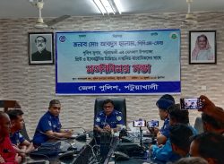 পটুয়াখালীতে আইন শৃঙ্খলা রক্ষায় সাংবাদিকদের ভুমিকা গুরুত্বপূর্ণ পুলিশ সুপারের সাথে মতবিনিময় সভা।  