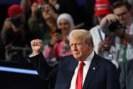 রিপাবলিকান পার্টির প্রেসিডেন্ট প্রার্থী ট্রাম্প, রানিং মেট ভ্যান্স