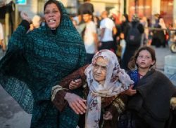 গাজায় ২৪ ঘণ্টায় ৬৬ ফিলিস্তিনিকে হত্যা করল ইসরায়েলি বাহিনী