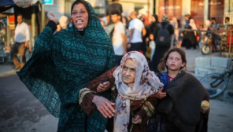 গাজায় ২৪ ঘণ্টায় ৬৬ ফিলিস্তিনিকে হত্যা করল ইসরায়েলি বাহিনী