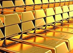 দৌলতপুর সীমান্তে ১ কেজি সোনার বারসহ পাচারকারী আটক