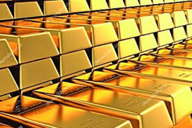 দৌলতপুর সীমান্তে ১ কেজি সোনার বারসহ পাচারকারী আটক