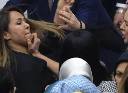 তুরস্কের সংসদে  মারামারির ভিডিও ভাইরাল