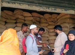 পটুয়াখালীর কলাপাড়ায় জেলেদের  চাল চুরির অভিযোগ চেয়ারম্যান বাবুল মাষ্টার’র বিরুদ্ধে।  