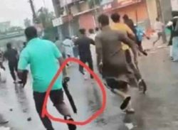 লক্ষ্মীপুরে আন্দোলনকারী শিক্ষার্থী- ছাত্রলীগ ও যুবলীগের ধাওয়া পাল্টা ধাওয়া, অস্ত্র হাতে যুবক