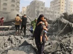 গাজায় ইসরায়েলি বর্বর হামলায় নিহত আরও ৩২