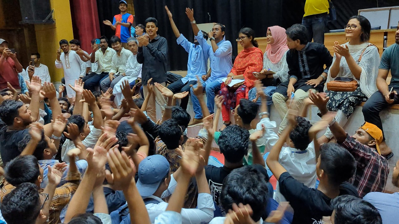 পটুয়াখালীতে ছাত্র নেতৃবৃন্দের আহ্বান: ‘২৪-এর গণঅভ্যুত্থানের লক্ষ্য পূরণে ঐক্যবদ্ধের ডাক। 
