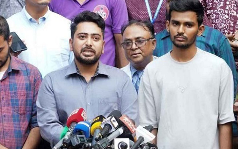 গণহত্যা সমর্থনকারী সাংবাদিকদেরও বিচারের আওতায় আনা উচিত : নাহিদ ইসলাম