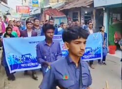 কলাপাড়ায় তারুণ্যের উৎসব উপলক্ষে পরিষ্কার-পরিচ্ছন্নতা,মশক নিধন ও বর্ণাঢ্য র‍্যালী