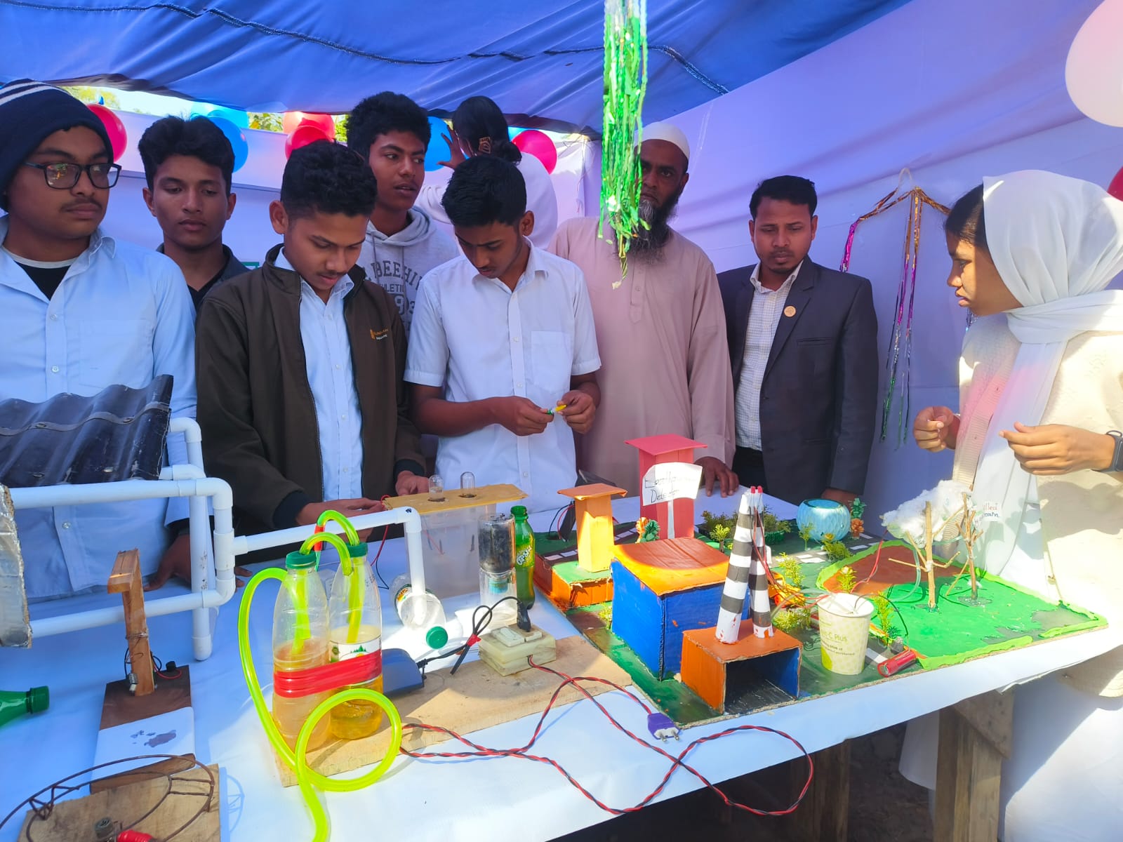 কলাপাড়ায বিজ্ঞান ও প্রযুক্তি মেলার শুভ উদ্বোধন।।