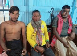 বঙ্গোপসাগরে ফিশিং ট্রলারে জলদস্যুদের হামলা।। ৩ জেলে গুলিবিদ্ধ।।