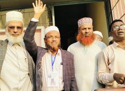 খেপুপাড়া নেছারুদ্দীন কামিল মাদ্রাসায় নির্বাচিত অভিভাবক সদস্য কলেজ শিক্ষক মোস্তাফিজ।