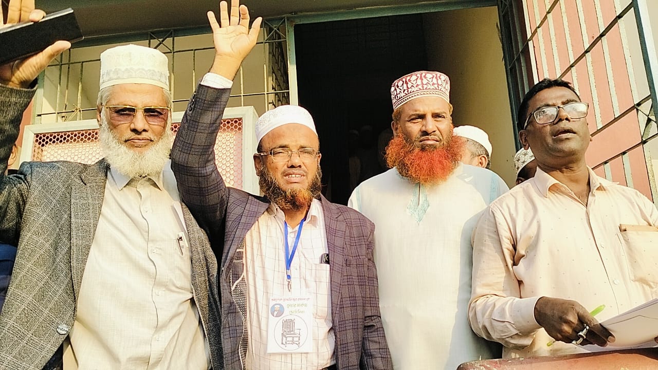 খেপুপাড়া নেছারুদ্দীন কামিল মাদ্রাসায় নির্বাচিত অভিভাবক সদস্য কলেজ শিক্ষক মোস্তাফিজ।