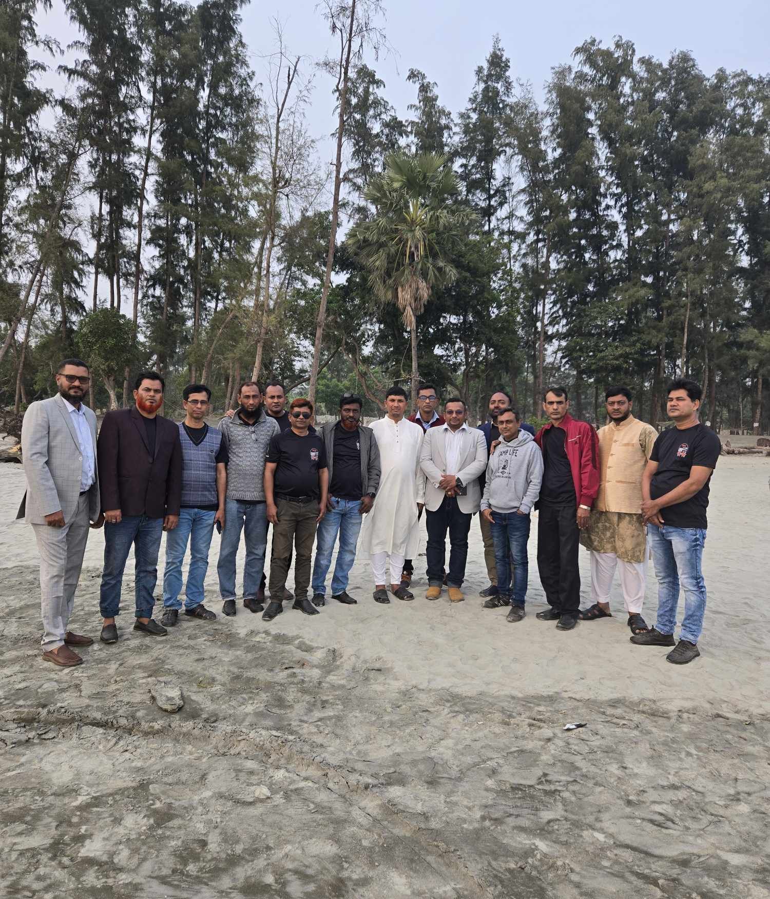 ২৮ বছরের বন্ধুত্বের বন্ধন। কলাপাড়ায় অদম্য-৯৭ ব্যাচের মিলনমেলা।। 