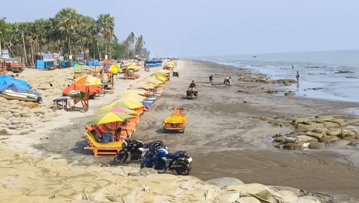 পর্যটক আকর্ষনে ঈদকে ঘিরে কুয়াকাটায় চলছে শেষ সময়ের প্রস্তুতি/