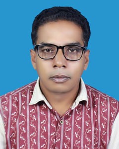 পাখিমারা পিভি মাধ্যমিক বিদ্যালয়ের ব্যবস্থাপনা কমিটির সভাপতি বাদল মাতুব্বর।। 