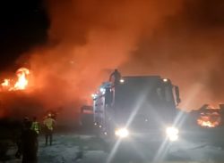 পটুয়াখালী ১৩২০ মেগাওয়াট পাওয়ার প্লান্টের স্ক্র্যাব শেডে ভয়াবহ আগুন।। 