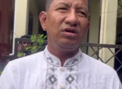 লক্ষ্মীপুরে আওয়ামী লীগ নেতাকে গণপিটুনি, পুলিশে সোপর্দ