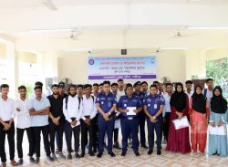 লক্ষ্মীপুরে ১২০ টাকায় ২৪ জন পুলিশ কনস্টেবল পদে চাকরি পেলেন,