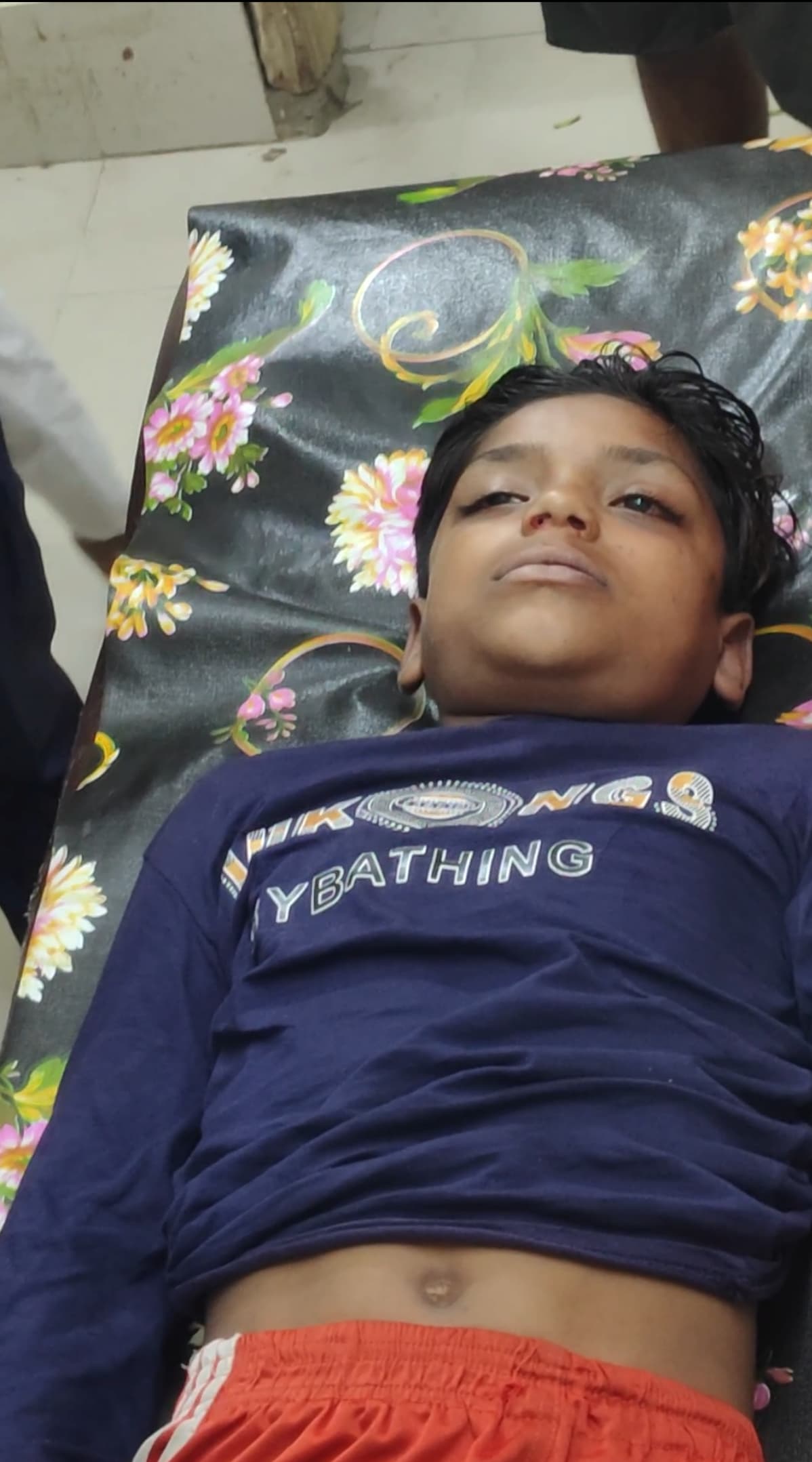 আম পাড়তে গিয়ে শিশুর মর্মান্তিক মৃত্যু।