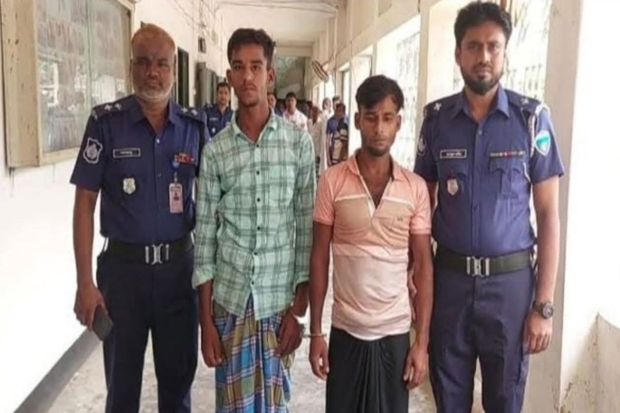 লক্ষ্মীপুরে ধর্ষণ ও ডাকাতির অভিযোগে গ্রেপ্তার-০২