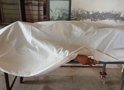 কুয়াকাটায় অতিরিক্ত মদপানে পর্যটকের মৃত্যু/