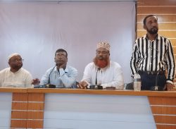 কলাপাড়ায় প্রতিষ্ঠান প্রধানদের সাথে ইউএনও’র মত বিনিময়। 