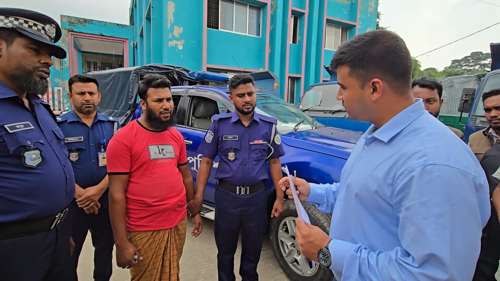 কুয়াকাটায় হোটেল রুমে প্রবেশ করে পর্যটক দম্পতিদের ভিডিও ধারণ, যুবকের কারাদণ্ড।