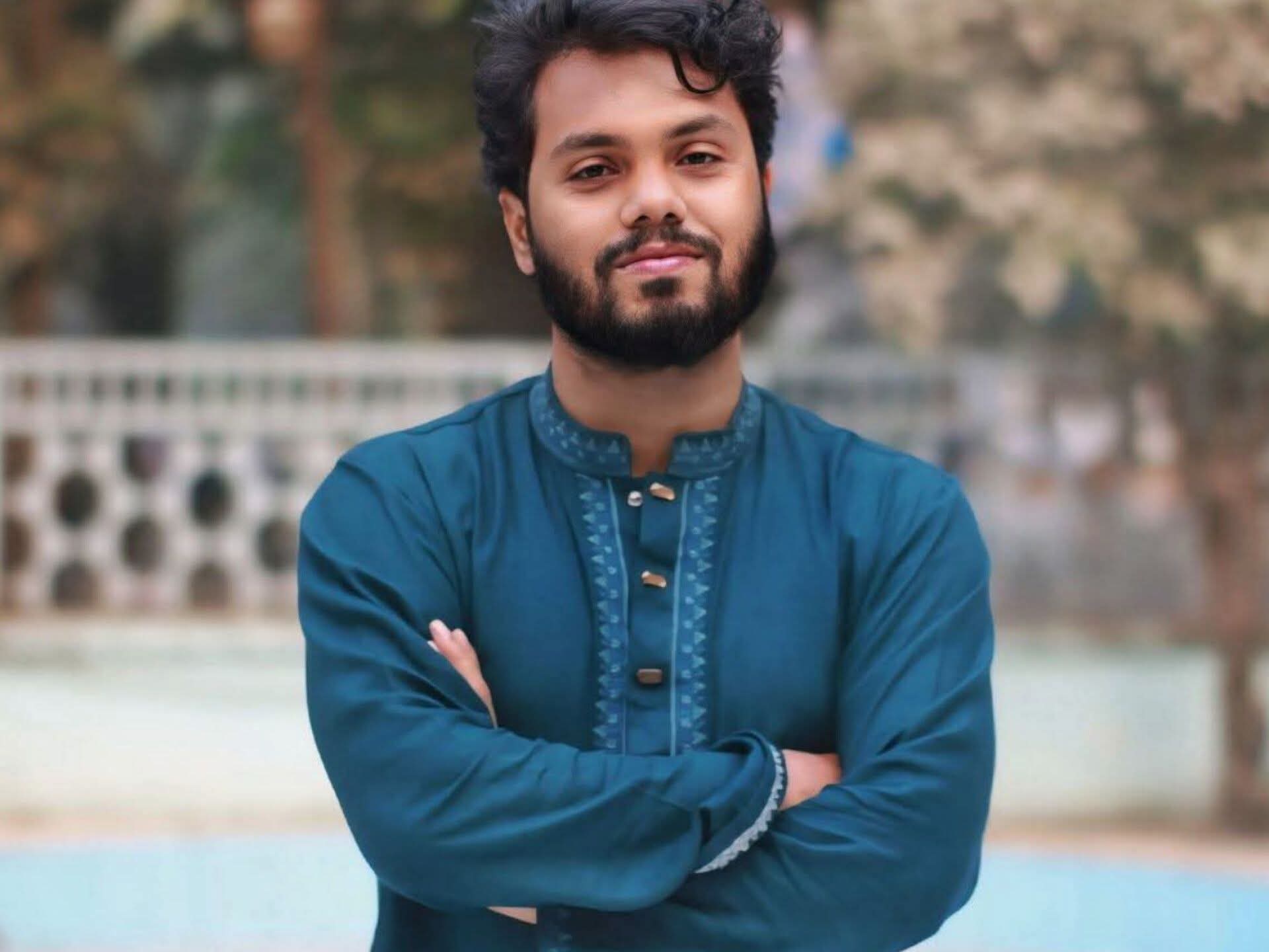 শহীদ ওসমান হাদির মৃত্যুতে জাতীয় শোক: পটুয়াখালী সরকারি জুবিলী স্কুলে উৎসবের ধৃষ্টতা!