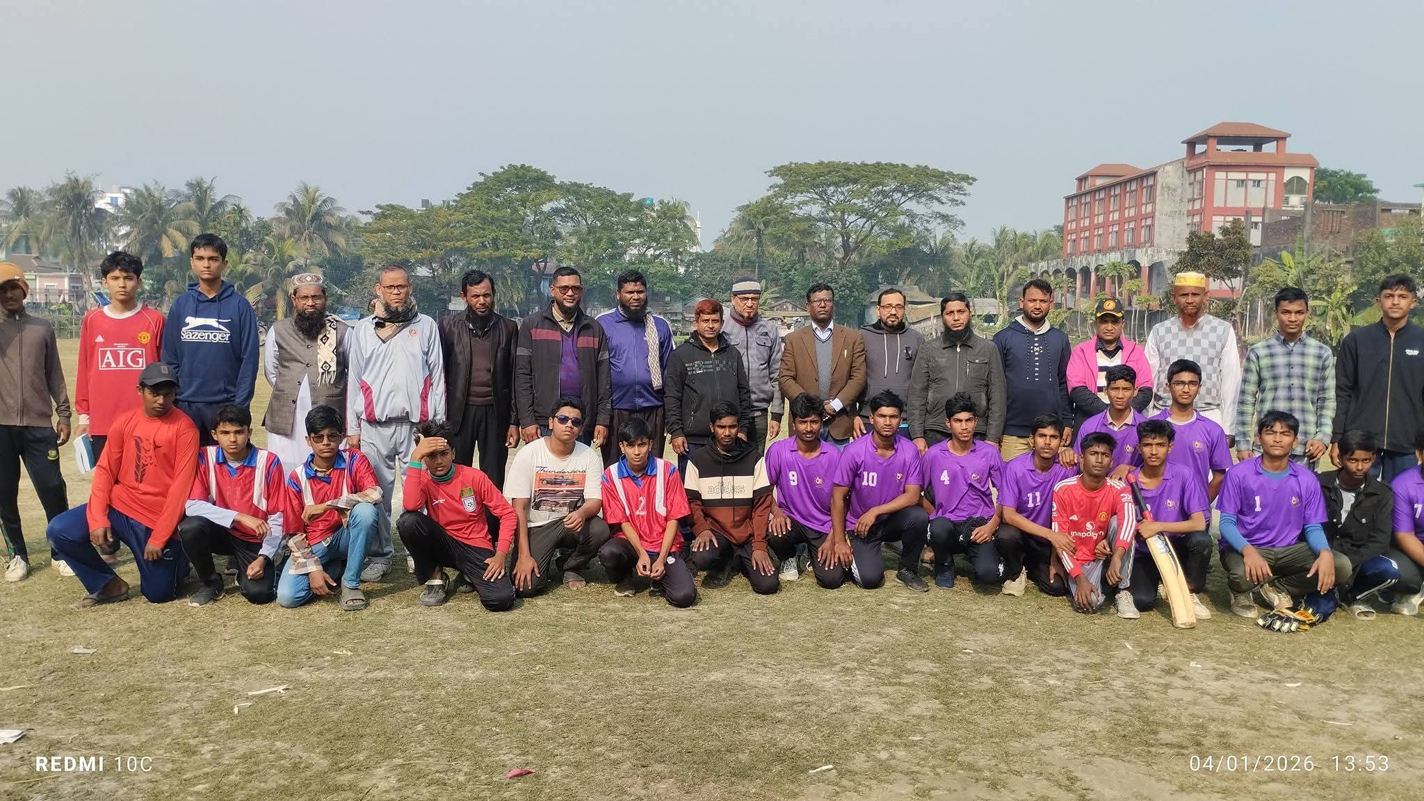 ৫৪তম শীতকালীন স্কুল, মাদ্রাসা জাতীয় ক্রীড়া প্রতিযোগিতার ক্রিকেটে মহিপুর মাধ্যমিক বিদ্যালয়ের চ্যাম্পিয়ন। 