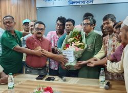 কলাপাড়া প্রেসক্লাব সভাপতির চিকিৎসা পরবর্তী মতবিনিময়।।