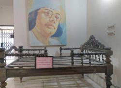 শতবর্ষ পরও ত্রিশালে জীবন্ত কবি নজরুলের স্মৃতিবিজড়িত দুই বাড়ি