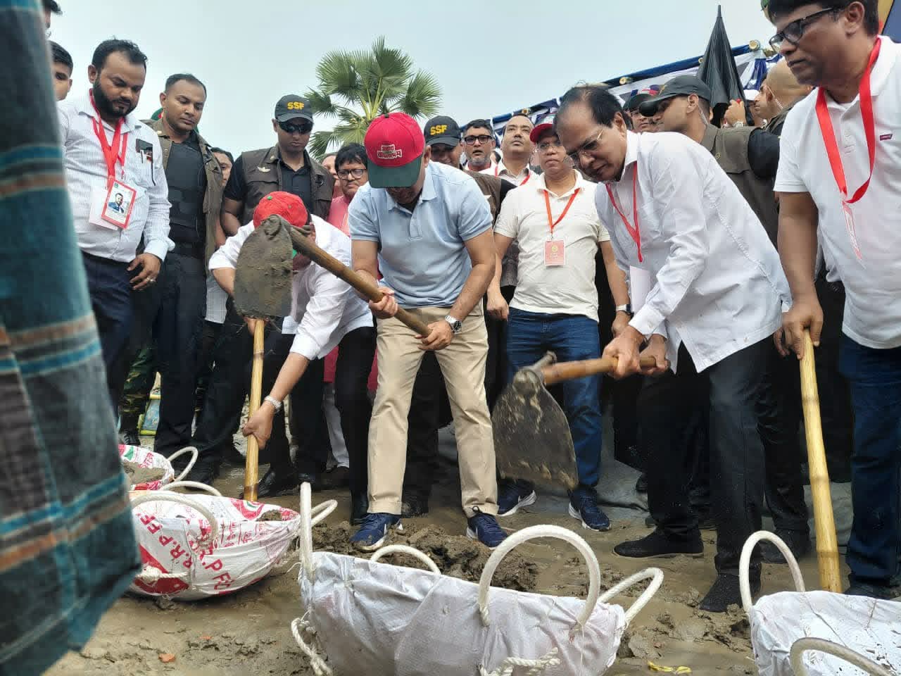 ত্রিশালে ধরার খাল পুনঃখননের উদ্বোধন করলেন