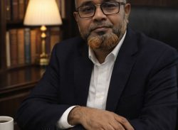 সাহসী যোদ্ধারা দৃঢ়তার সঙ্গেই পথ চলে