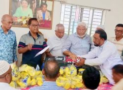 কলাপাড়ায় ৩৪ মাধ্যমিক বিদ্যালয়কে শিক্ষা সামগ্রী প্রদান করলেন এমপি। 