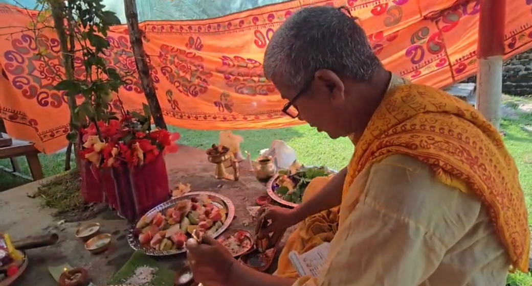 কলাপাড়ায় মহাষষ্ঠীর মধ্য দিয়ে ১৭টি মন্ডপে দূর্গা পূজার সূচনা।